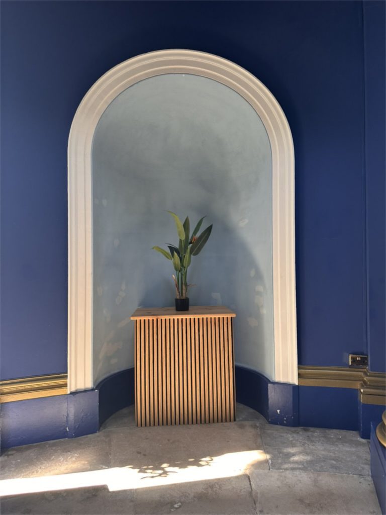 Rotunda, Alcove, Blue